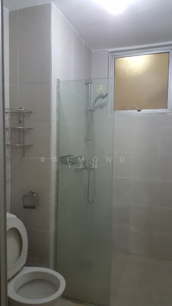 Kondominium untuk Dijual di Perdana Emerald - Raymond Tan - Bathroom - PropertyGuru.com.my