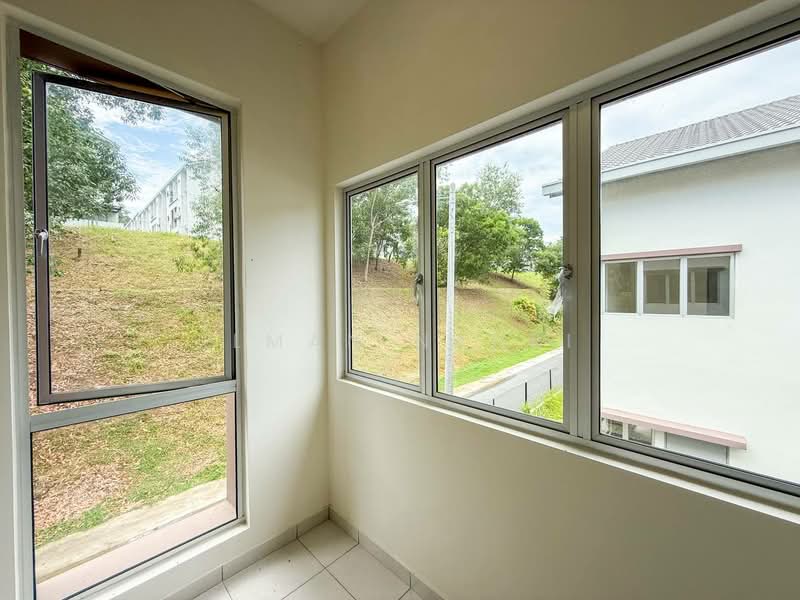 Rumah Teres 2 Tingkat untuk Dijual di Sepang (Selangor) - Ilman Nahri - View - PropertyGuru.com.my
