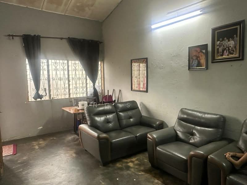 1-storey Terraced House for Sale in Taman Melaka Baru (Batu Berendam) - King Song - PropertyGuru.com.my