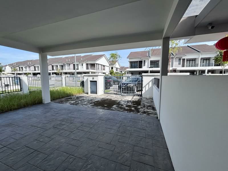 Rumah Teres 2 Tingkat untuk Dijual di Kampung Baharu (Gelang Patah) - Wee Howe - Exterior - PropertyGuru.com.my