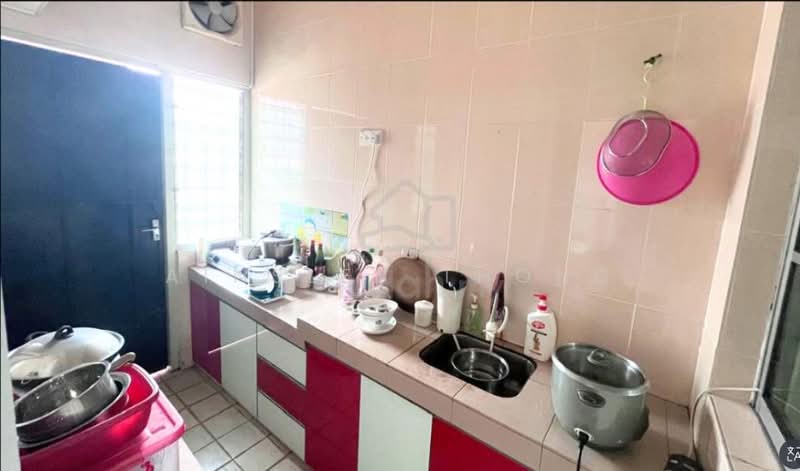 1-storey Terraced House for Sale in Ipoh (Perak) - Ainsley Thong - Kitchen - PropertyGuru.com.my