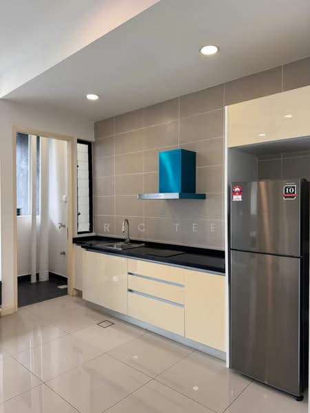 Servis Apartment untuk Disewa di D'Pristine - Eric Tee - Kitchen - PropertyGuru.com.my
