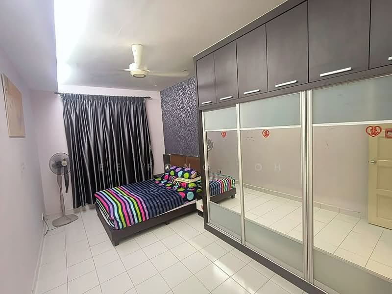 1-storey Terraced House for Sale in Taman Seri Austin (Tebrau) - Ee Fong Toh - Bedroom - PropertyGuru.com.my
