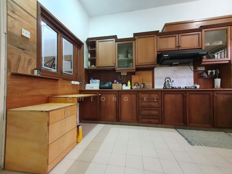 Rumah Teres 2 Tingkat untuk Dijual di Bandar Baru Bangi (Selangor) - Cheong KL - Kitchen - PropertyGuru.com.my