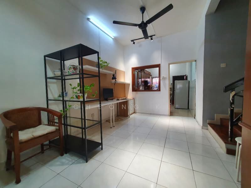 Rumah Teres 2 Tingkat untuk Dijual di Bandar Baru Bangi (Selangor) - Cheong KL - Living Room - PropertyGuru.com.my