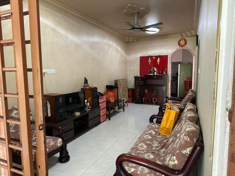 Rumah Teres 1 Tingkat untuk Dijual di Kulai (Johor) - Ee Fong Toh - Living Room - PropertyGuru.com.my