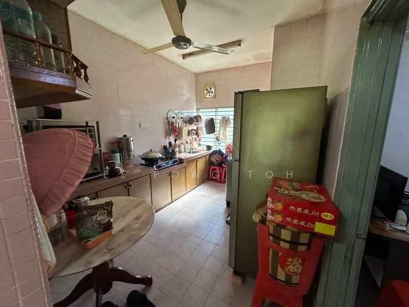 Rumah Teres 1 Tingkat untuk Dijual di Kulai (Johor) - Ee Fong Toh - Kitchen - PropertyGuru.com.my