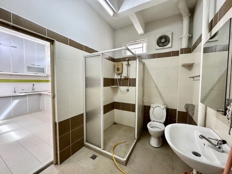 2-storey Terraced House for Rent in Tanjung Bungah (Penang) - Quvee Ooi - Bathroom - PropertyGuru.com.my