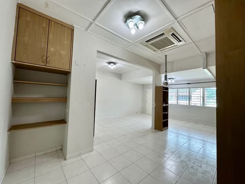2-storey Terraced House for Rent in Tanjung Bungah (Penang) - Quvee Ooi - Bed Room - PropertyGuru.com.my