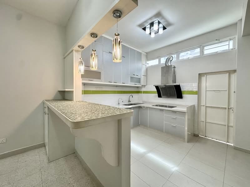 2-storey Terraced House for Rent in Tanjung Bungah (Penang) - Quvee Ooi - Kitchen - PropertyGuru.com.my