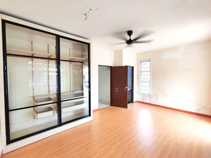Rumah Teres 2 Tingkat untuk Dijual di Taman Scientex Senai (Senai) - Ida Aziz - Bedroom - PropertyGuru.com.my