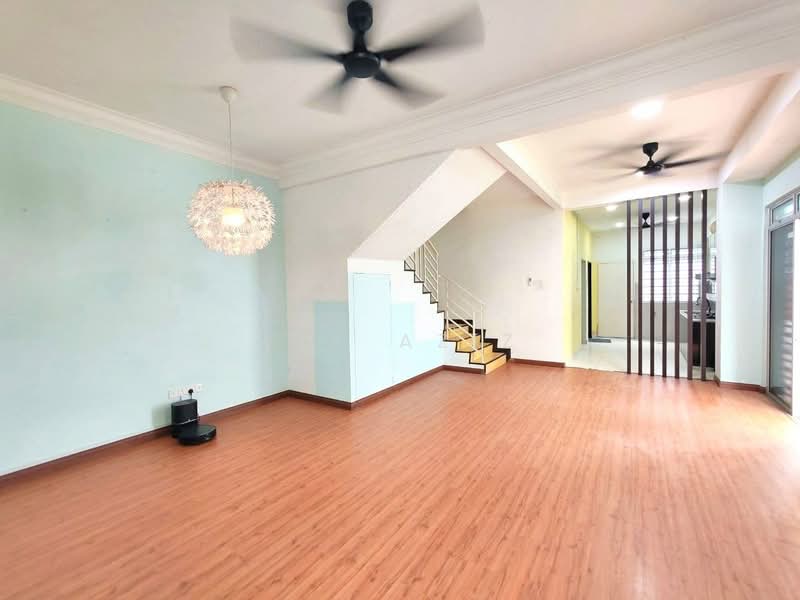 Rumah Teres 2 Tingkat untuk Dijual di Taman Scientex Senai (Senai) - Ida Aziz - Living Room - PropertyGuru.com.my