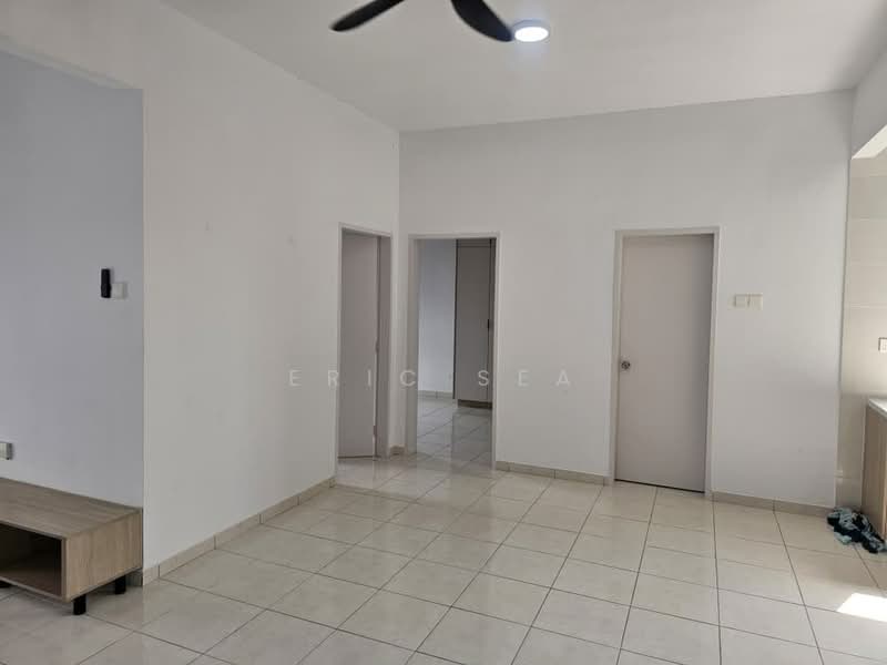 Apartment for Rent at Seri Topaz - Eric Sea - Living Room - PropertyGuru.com.my