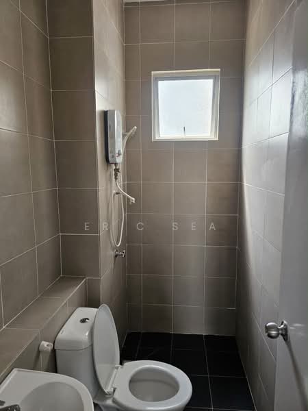 Apartment for Rent at Seri Topaz - Eric Sea - Bathroom - PropertyGuru.com.my