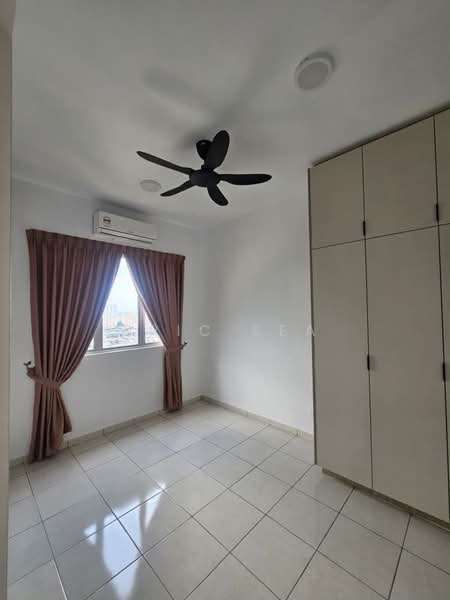 Apartment for Rent at Seri Topaz - Eric Sea - Bedroom - PropertyGuru.com.my