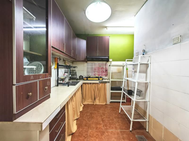 Pangsapuri untuk Dijual di Enggang Apartment - Akramin Firdaus Bin Mokhtar - PropertyGuru.com.my