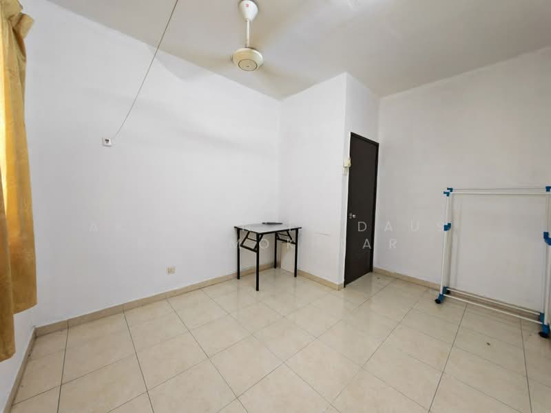 Pangsapuri untuk Dijual di Enggang Apartment - Akramin Firdaus Bin Mokhtar - PropertyGuru.com.my