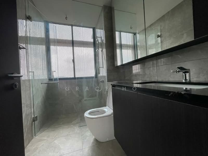 Servis Apartment untuk Disewa di Park Regent @Desa Park City - Grace Ho - Bathroom - PropertyGuru.com.my