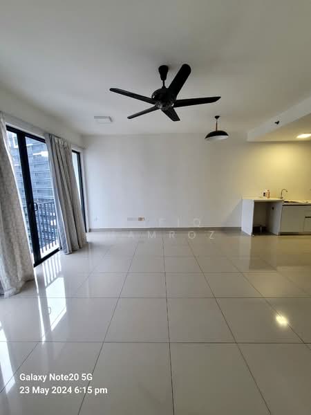 Servis Apartment untuk Dijual di Trefoil - Syafiq Shamroz - Living Room - PropertyGuru.com.my