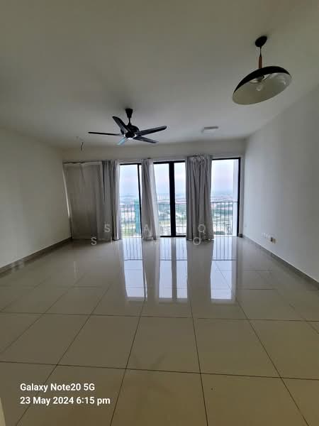 Servis Apartment untuk Dijual di Trefoil - Syafiq Shamroz - Living Room - PropertyGuru.com.my