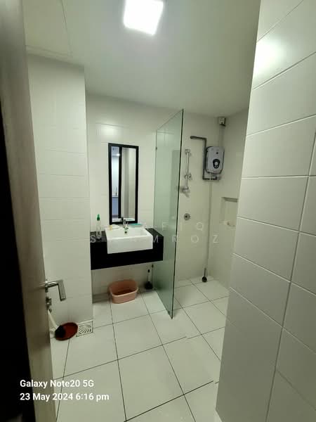 Servis Apartment untuk Dijual di Trefoil - Syafiq Shamroz - Bathroom - PropertyGuru.com.my