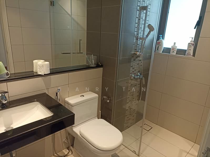 Condominium for Sale at KM1 East - Sianry Tan - Bathroom - PropertyGuru.com.my