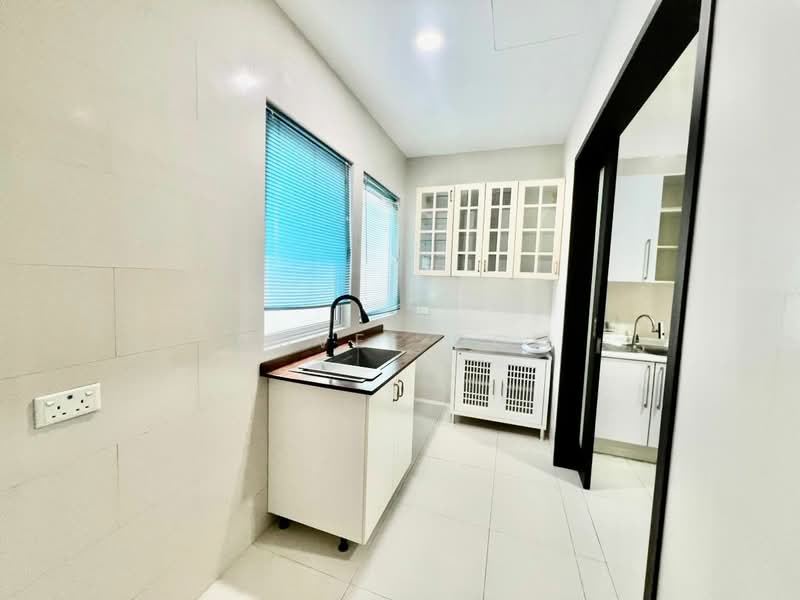 Semi-Detached House for Sale in Tanjung Tokong (Penang) - Quvee Ooi - Kitchen - PropertyGuru.com.my
