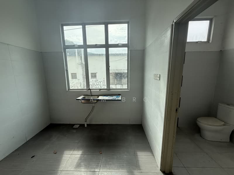 Rumah Teres 2 Tingkat untuk Dijual di Taman Sri Kluang (Kluang) - Sam Bro - PropertyGuru.com.my