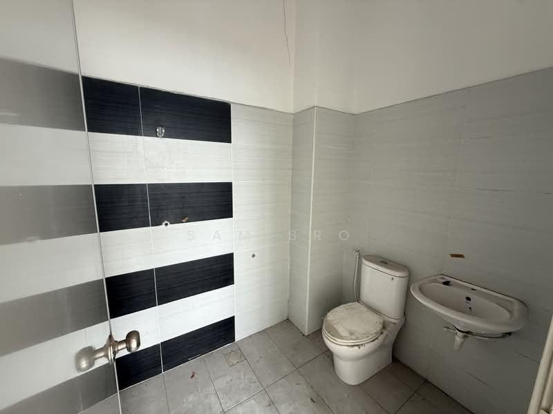 Rumah Teres 2 Tingkat untuk Dijual di Taman Sri Kluang (Kluang) - Sam Bro - PropertyGuru.com.my