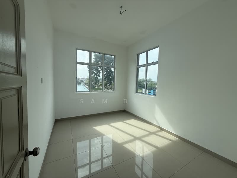 Rumah Teres 2 Tingkat untuk Dijual di Taman Sri Kluang (Kluang) - Sam Bro - PropertyGuru.com.my
