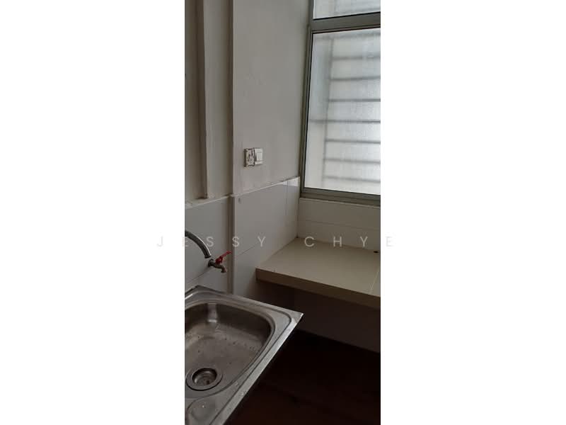 Kondominium untuk Disewa di Suasana Lumayan - Jessy Chye - Kitchen - PropertyGuru.com.my