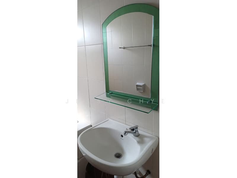 Kondominium untuk Disewa di Suasana Lumayan - Jessy Chye - Bathroom - PropertyGuru.com.my