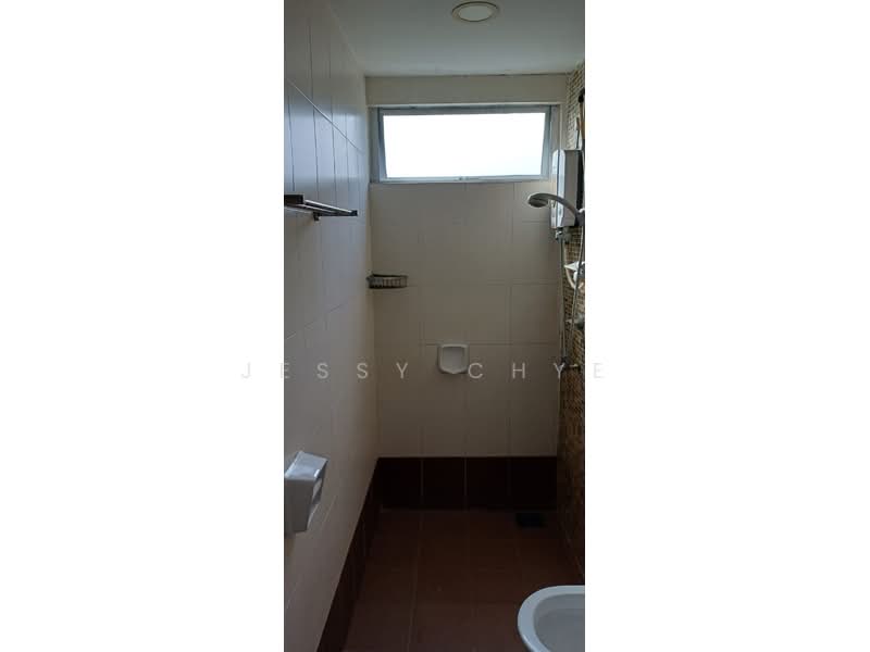 Kondominium untuk Disewa di Suasana Lumayan - Jessy Chye - Bathroom - PropertyGuru.com.my