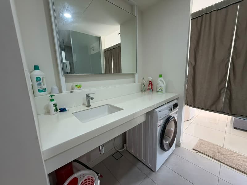 Servis Apartment untuk Disewa di Emerald 9 - Aimns Goy - Bathroom - PropertyGuru.com.my