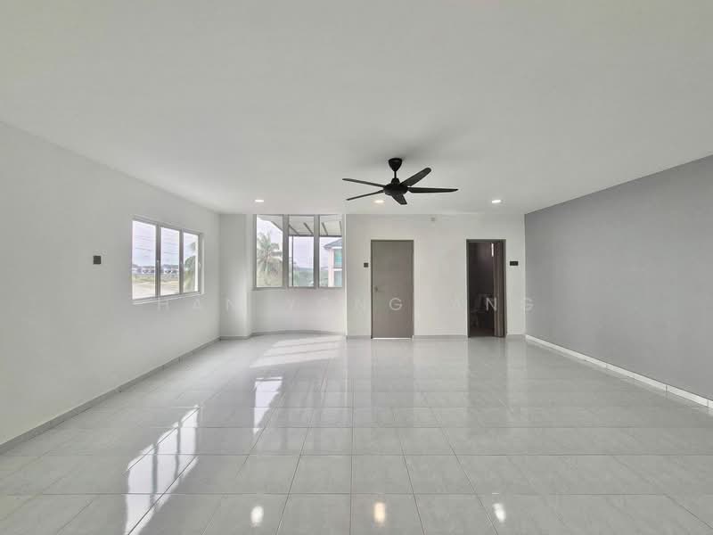 Rumah Teres 2.5 Tingkat untuk Dijual di Taman Pulai Utama (Skudai) - Han Yong Ang - Living Room - PropertyGuru.com.my