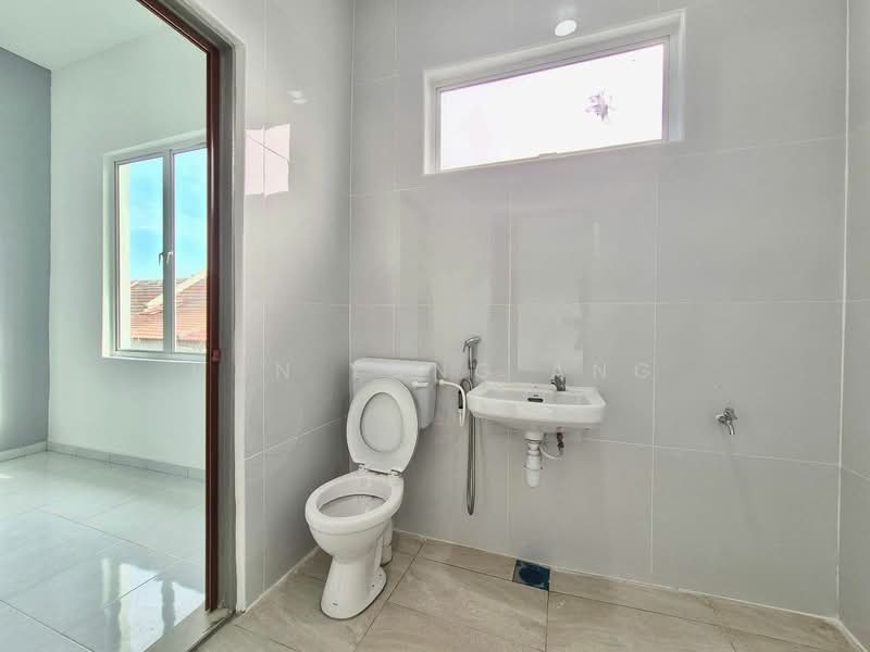 Rumah Teres 2.5 Tingkat untuk Dijual di Taman Pulai Utama (Skudai) - Han Yong Ang - Bathroom - PropertyGuru.com.my