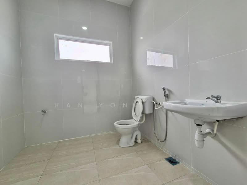 Rumah Teres 2.5 Tingkat untuk Dijual di Taman Pulai Utama (Skudai) - Han Yong Ang - Bathroom - PropertyGuru.com.my