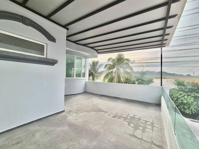 Rumah Teres 2.5 Tingkat untuk Dijual di Taman Pulai Utama (Skudai) - Han Yong Ang - Balcony - PropertyGuru.com.my