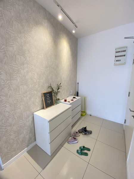 Service Residence for Rent at Lexa Residence @ The Quartz WM - Aw Qi Fan - Entrance - PropertyGuru.com.my