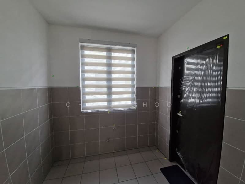 2-storey Terraced House for Rent in Dengkil (Selangor) - Chris Choo - Entrance - PropertyGuru.com.my