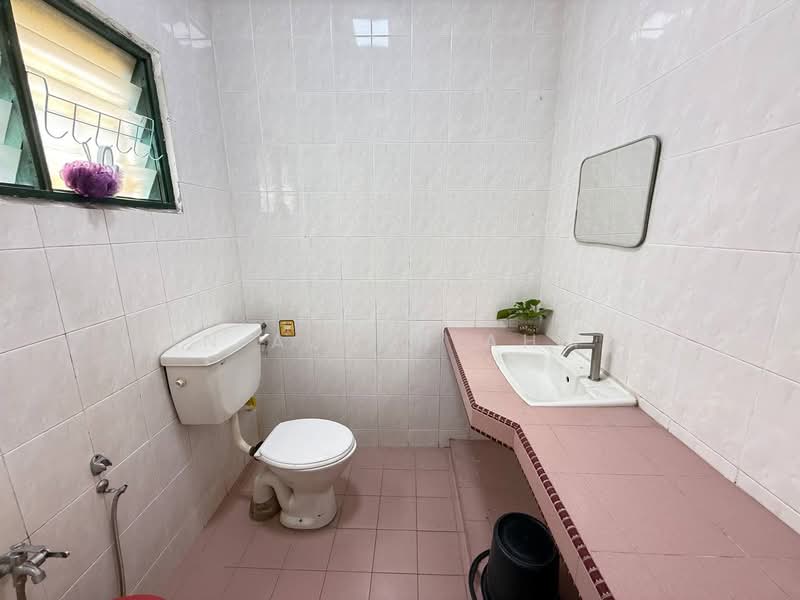 Rumah Teres 2 Tingkat untuk Dijual di TAMAN PUCHONG UTAMA (Puchong) - Wan Azlan Ahmad - PropertyGuru.com.my