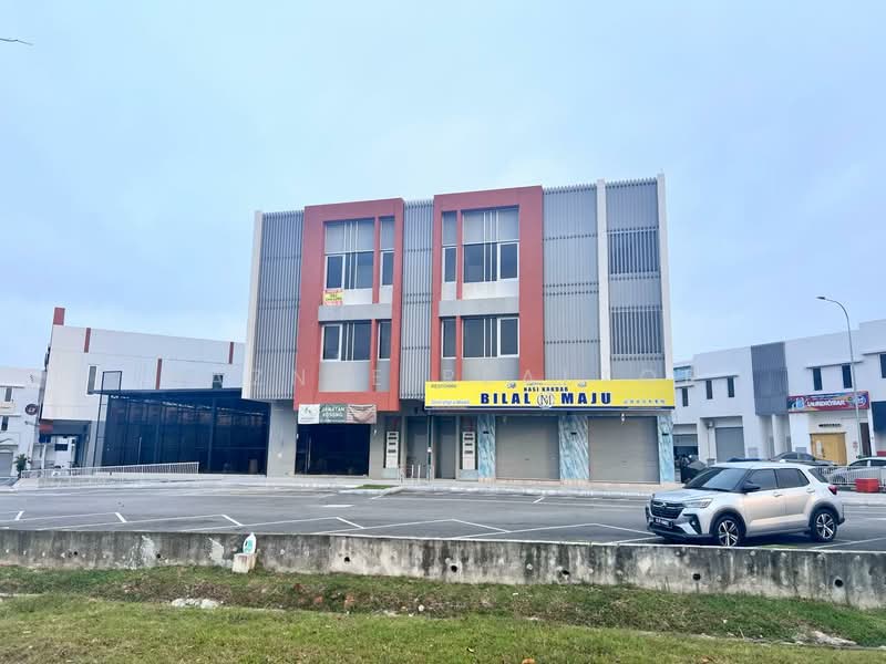 Shop / Office for Rent in Nilai (Negeri Sembilan) - Maznee Realtor - Exterior - PropertyGuru.com.my