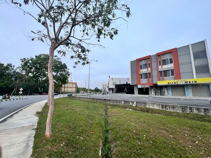 Shop / Office for Rent in Nilai (Negeri Sembilan) - Maznee Realtor - PropertyGuru.com.my
