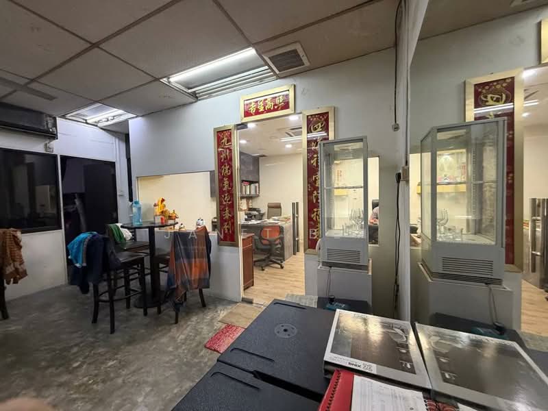 Kilang untuk Disewa di Taman Desa Cemerlang (Ulu Tiram) - Janet Beh - Interior - PropertyGuru.com.my