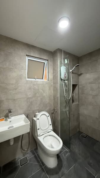Servis Apartment untuk Disewa di Mesahill - Joan Loh - Bathroom - PropertyGuru.com.my
