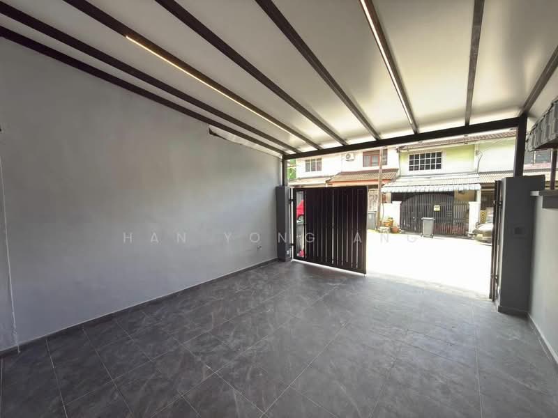Rumah Teres 2 Tingkat untuk Dijual di Permas Jaya (Johor Bahru) - Han Yong Ang - Exterior - PropertyGuru.com.my