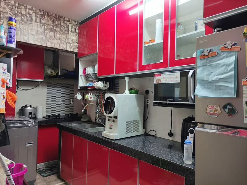 Rumah Flat untuk Dijual di PPR Kerinchi Lembah Pantai - Faliyana binti Muda - PropertyGuru.com.my