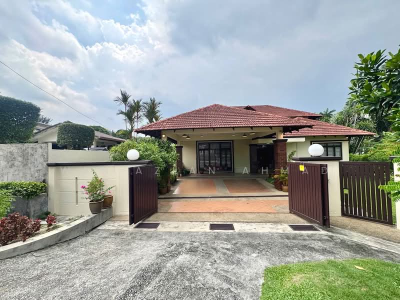 Bungalow for Sale in Kampung Tunku (Petaling Jaya) - Wan Azlan Ahmad - PropertyGuru.com.my