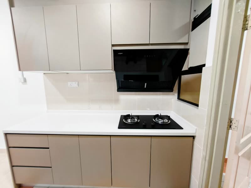 Kondominium untuk Disewa di Pelangi Utama - Sky Lim - Kitchen - PropertyGuru.com.my