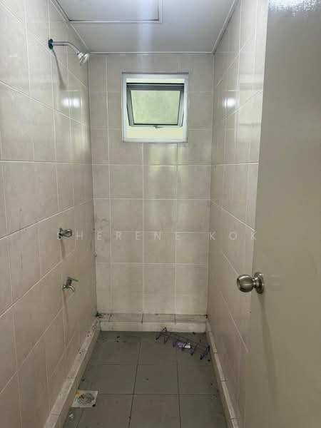 Semi-D Factory for Sale in Kota Samarahan (Samarahan) - Sherene Kok - Bathroom - PropertyGuru.com.my